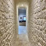 فيلة Del Castagnol Saint-Nexans