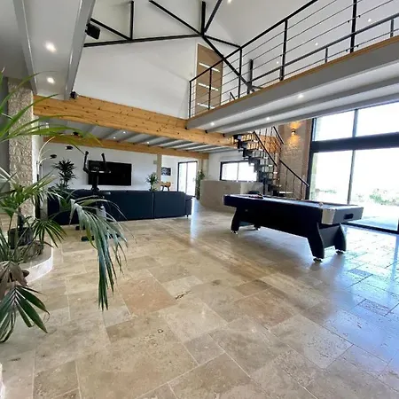 Del Castagnol 别墅